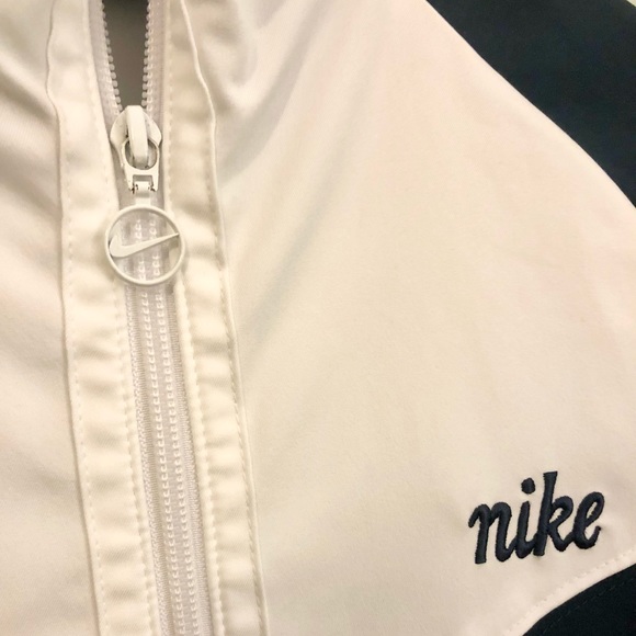 Nike jacket - Picture 3 of 5